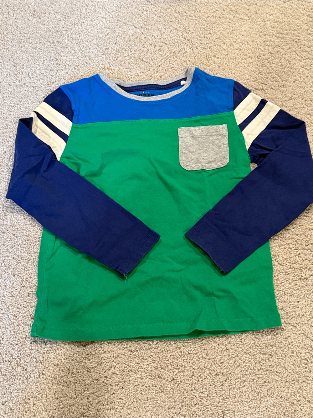 Boden Kids Long Sleeve Colorblock Pocket Tee - Green & Blue, size 8